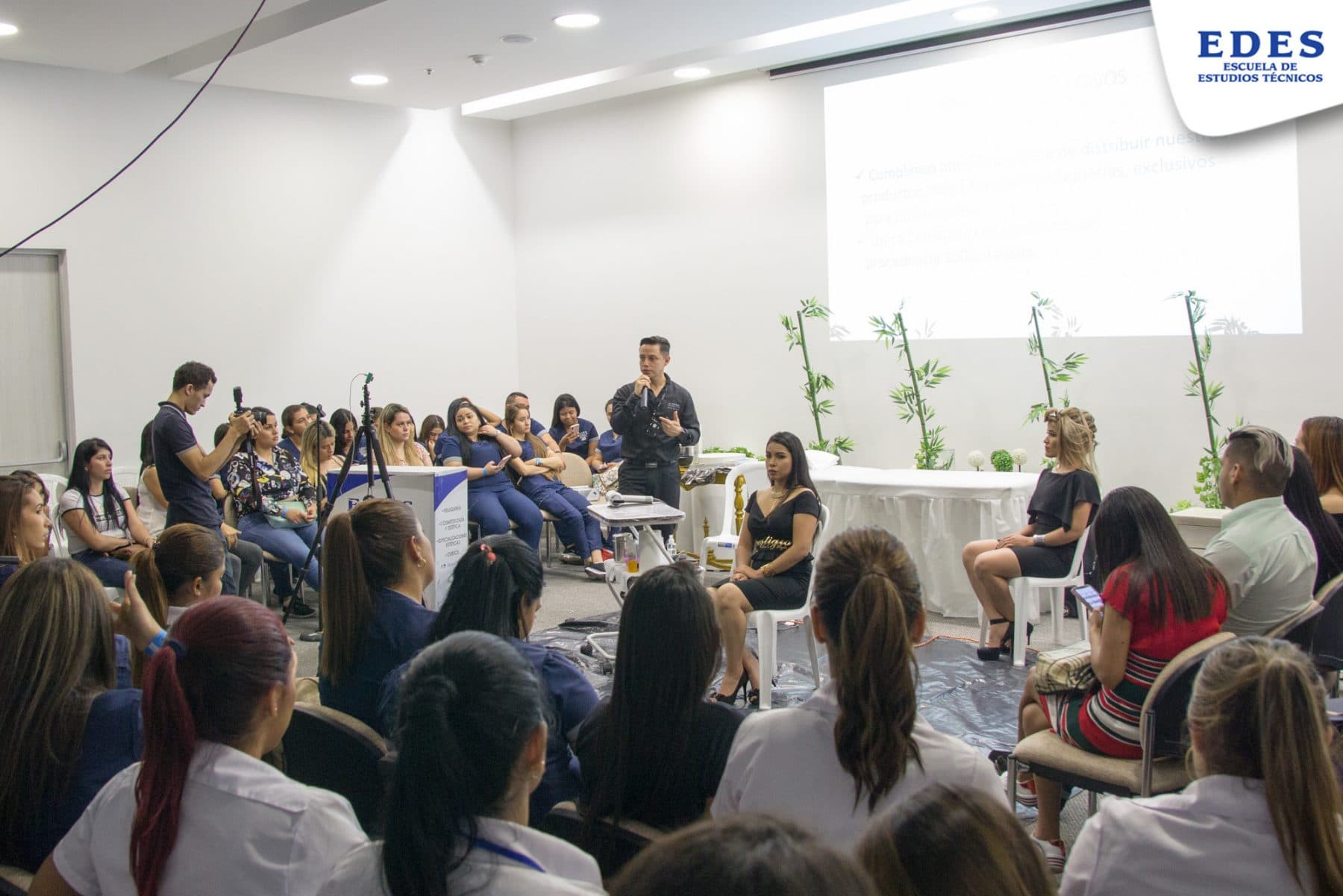 Congreso en Cosmetología y Belleza organizado por EDES